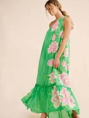 arabesque floral green maxi dress ASTR the Label Ayanna Dress in Green main image 1
